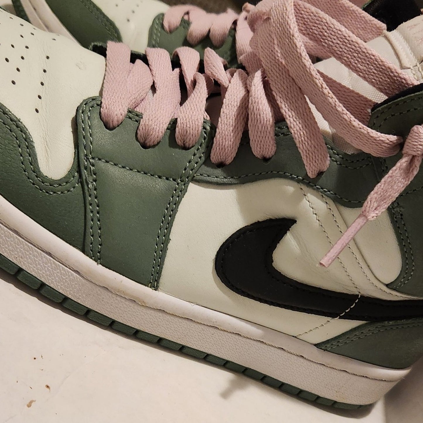 Nike air Jordan sneakers size 9
