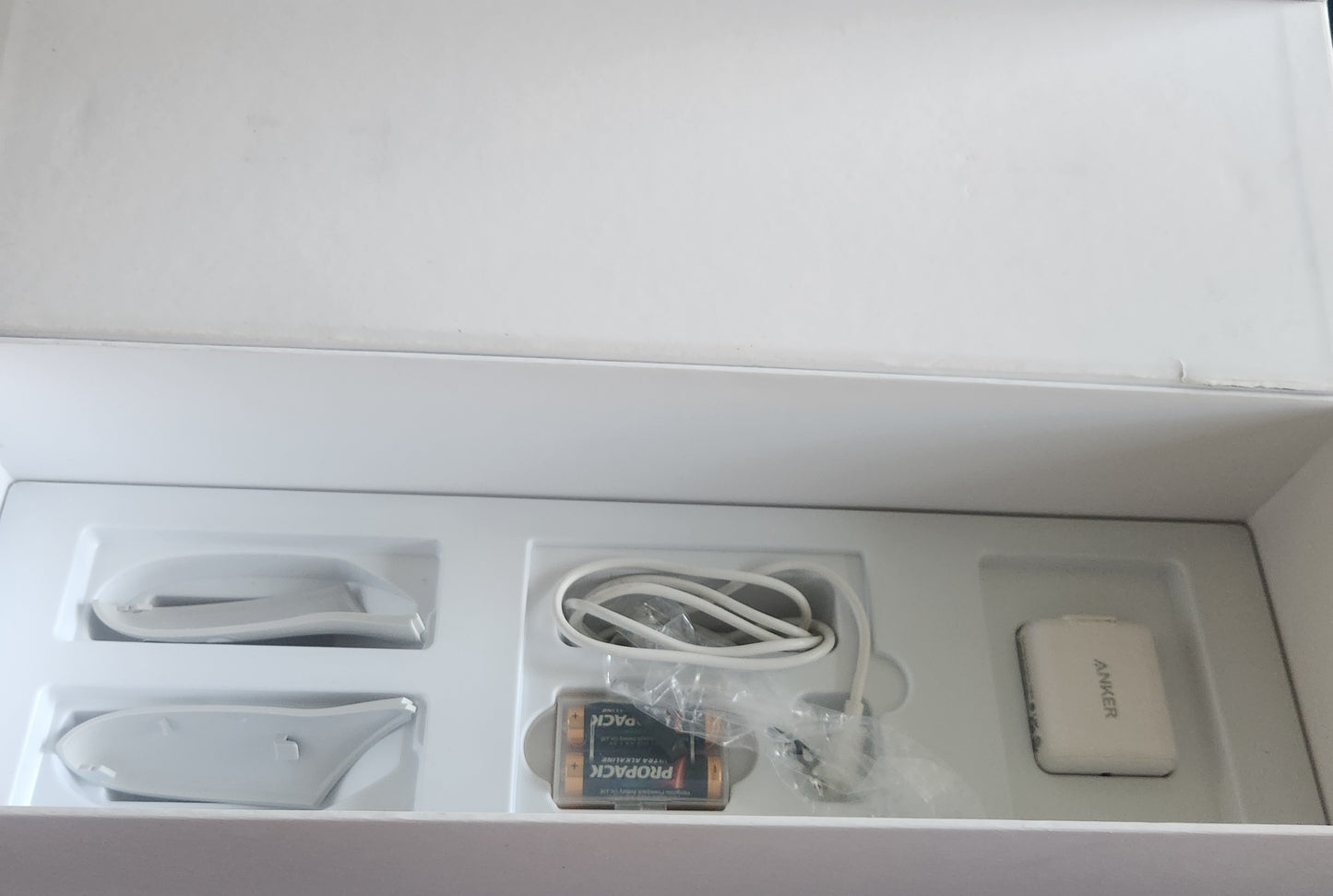 Oculus Quest 2  all in one charger  dock