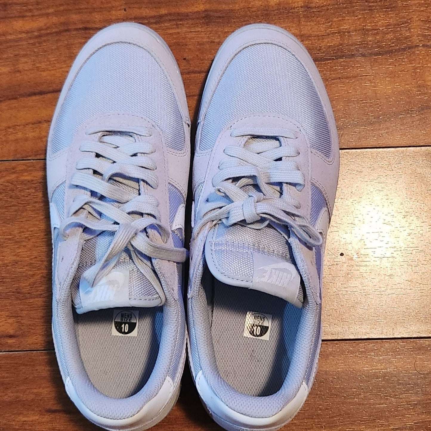 Nike  shoes  sneakers  size  10