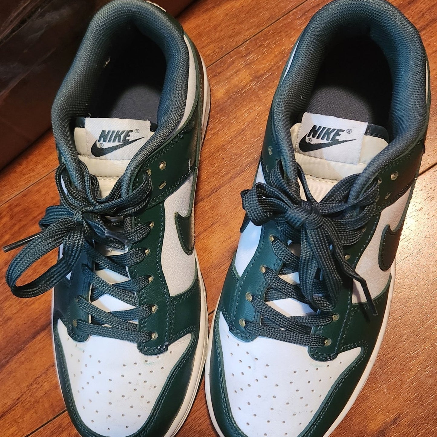 Nike sneakers shoes size 7.5