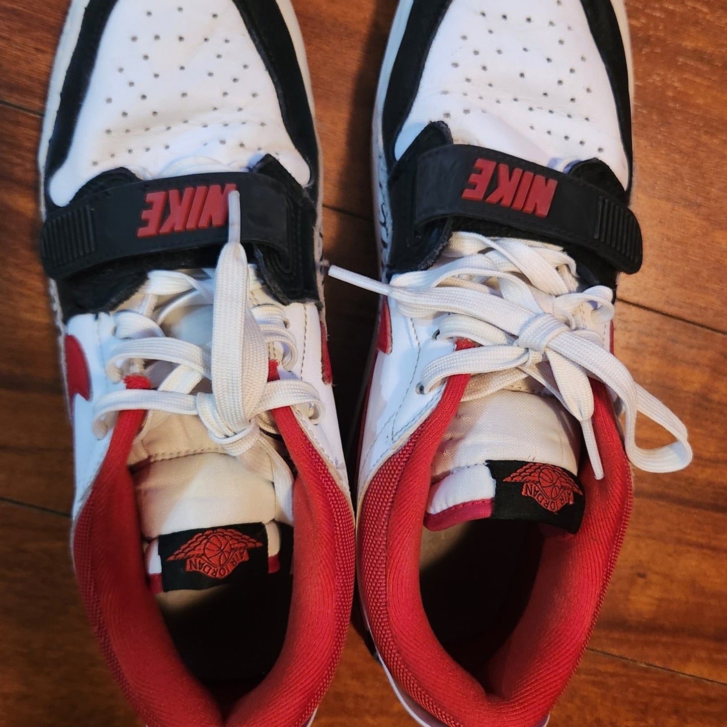 Nike jordan shoes sneakers size  7y
